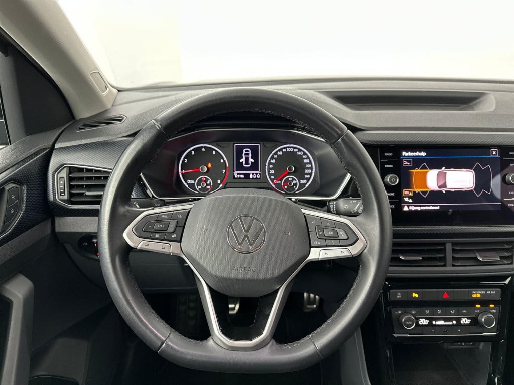 Volkswagen T-cross 1.0 tsi united beats camera lane