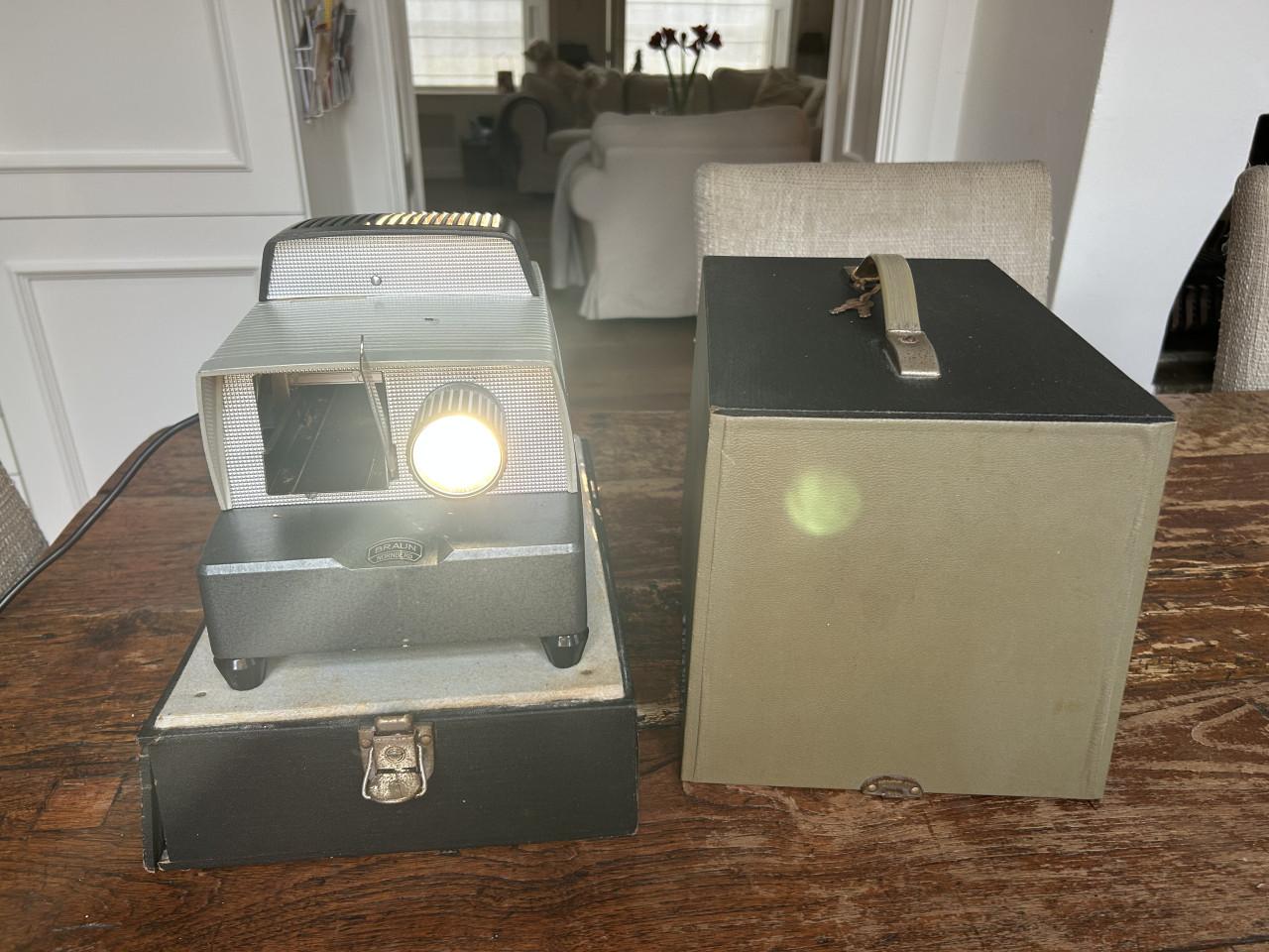 Originele Paximat Electric diaprojector