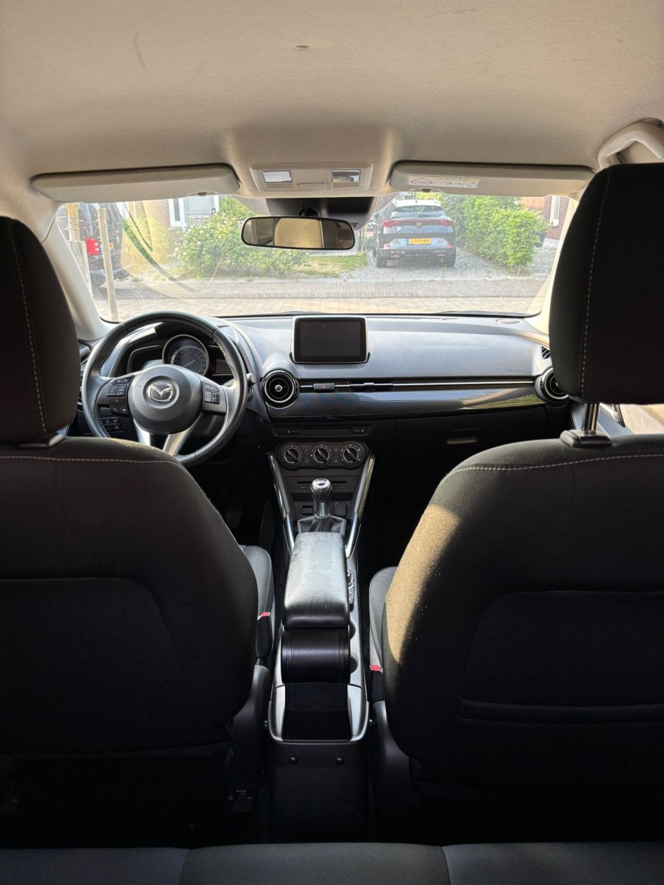 Mazda2-1.5 Skyactiv (dealer onderhouden)