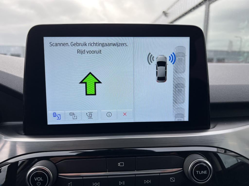 Ford Kuga 2.5 phev e-cvt 225pk titanium ( plug in hybride )