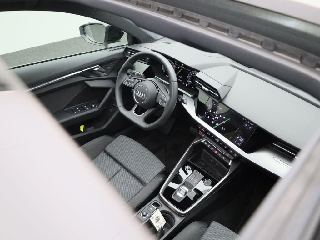 Audi A3 sportback 45 tfsi e s edition competition 245 pk | s-line | automaa