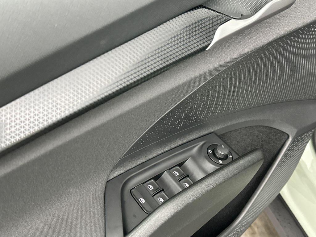 Skoda Elroq selection elektromotor 125 kw / 170 pk suv elektri