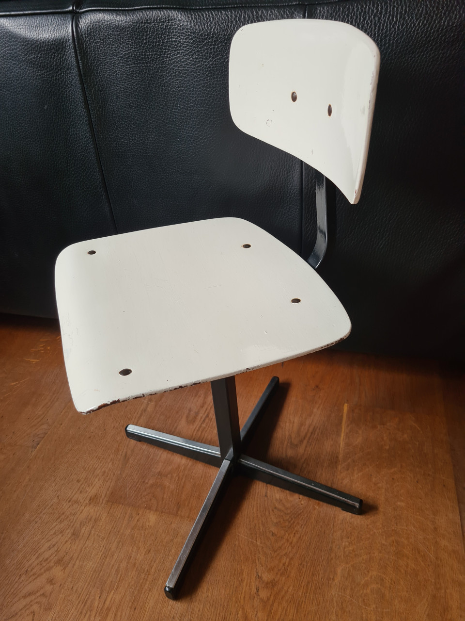 Kindertafel met stoel , setje