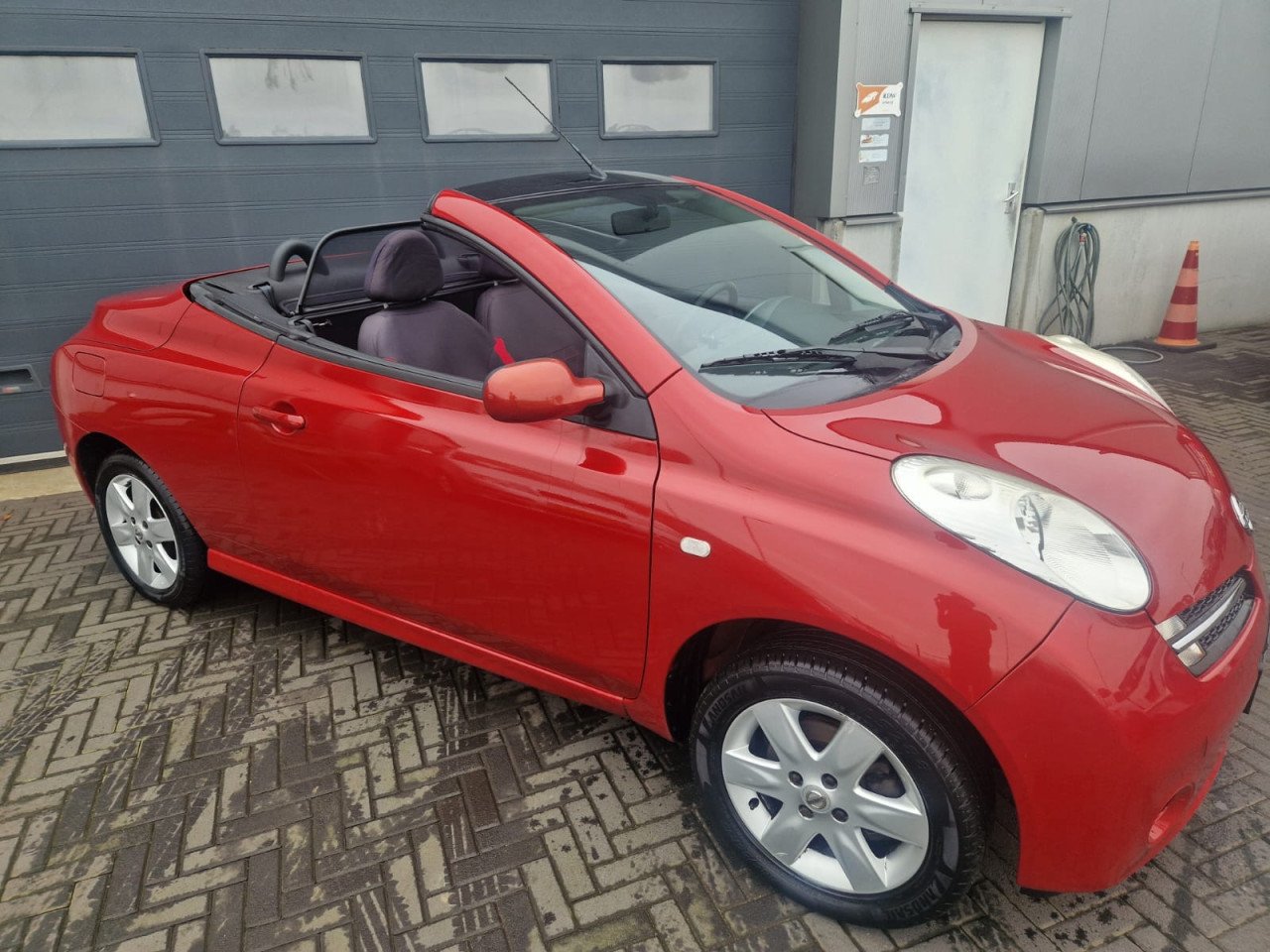 TE KOOP NISSAN MICRA 1.4 CABRIOLET VOL JAAR APK BIJ AFLEVERING