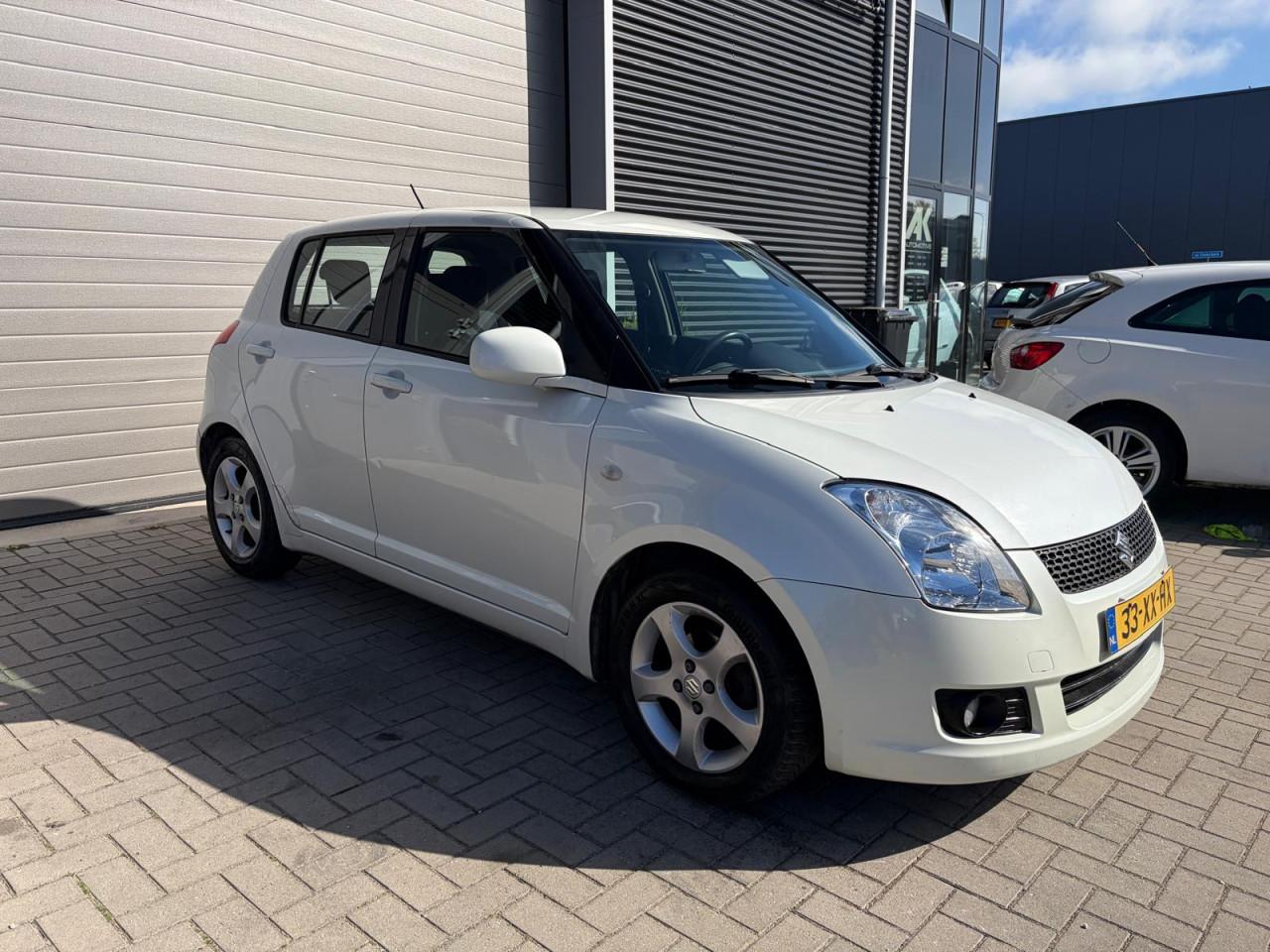 Suzuki Swift 1.3 Shogun / Airco / Trekhaak / Lichtmetaal
