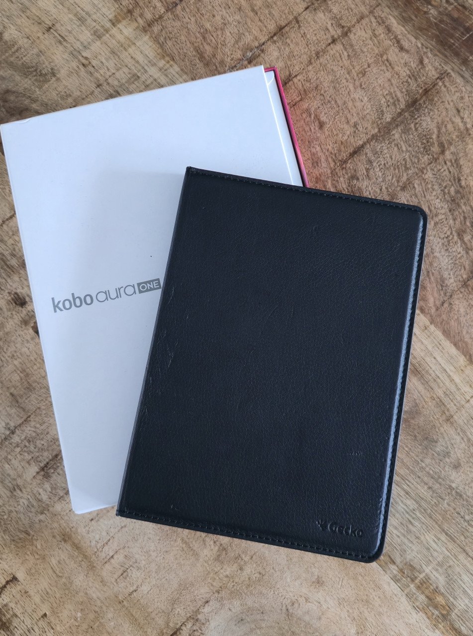 Kobo Aura One eReader