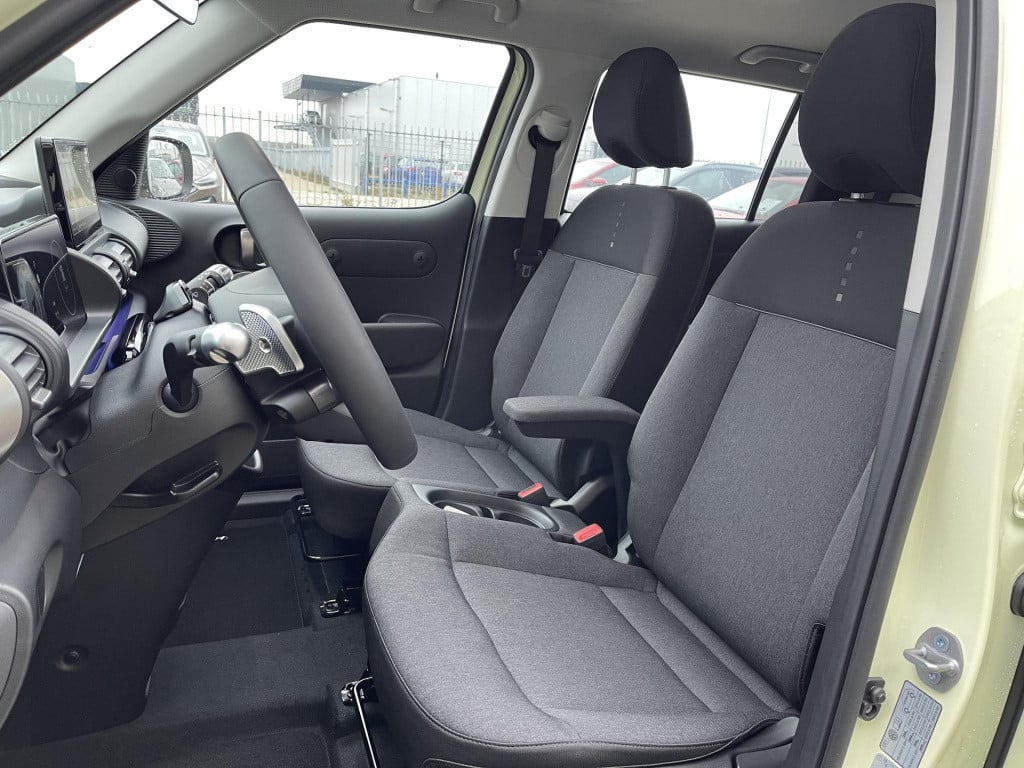 Hyundai Inster evolve 49 kwh winter + technology pack direct beschikbaar!
