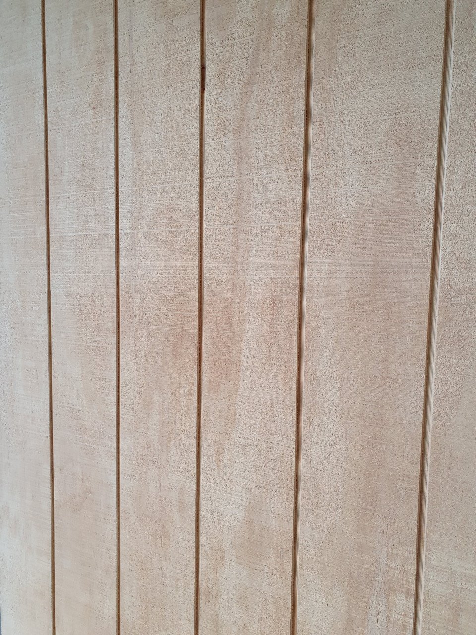 4 nieuwe houten platen van 244x122cm voor aftimmering kapschuur of veranda.