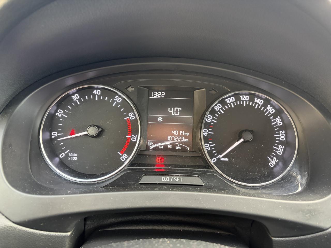 Skoda Rapid Spaceback 1.2 TSI Greentech Active 2016 107dkm Airco Navigatie