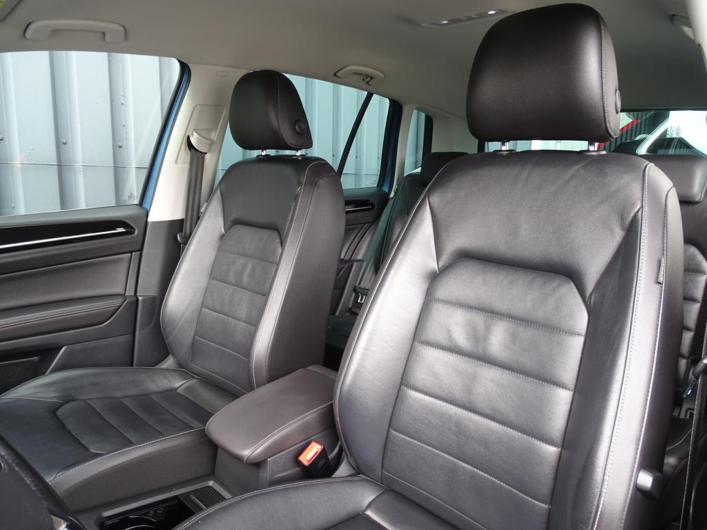 Volkswagen Golf Sportsvan 1.4 tsi connected series automaat