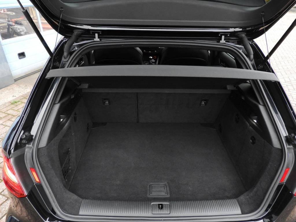 Audi A3 sportback 1.4 tfsi ambition pro line s s-line