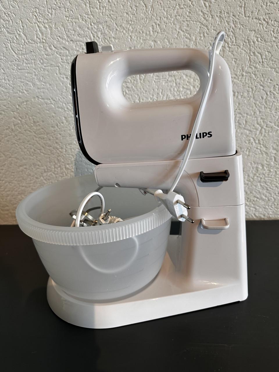 Philips mixer met deeg en roerhaken