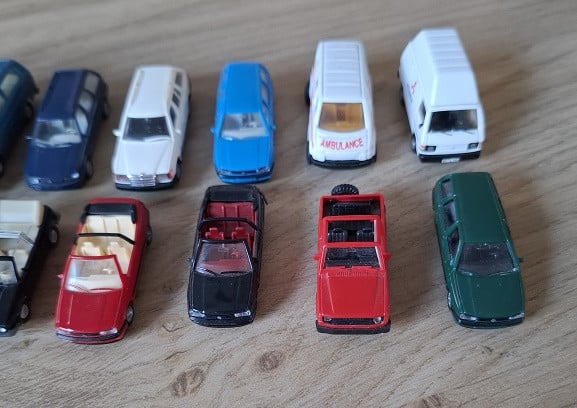 14 Miniatuur Auto's 1/87 Zonder O.V.P.--T.E.A.B.