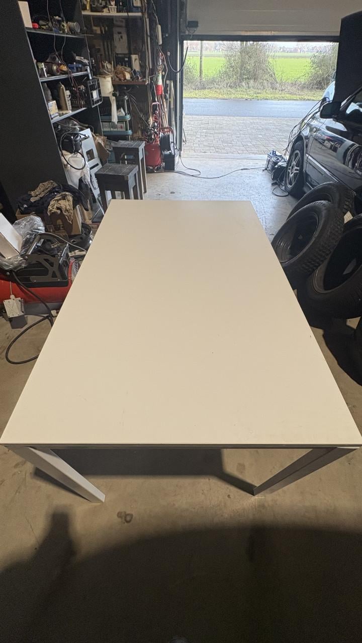 IKEA meltrop kantine tafel werktafel