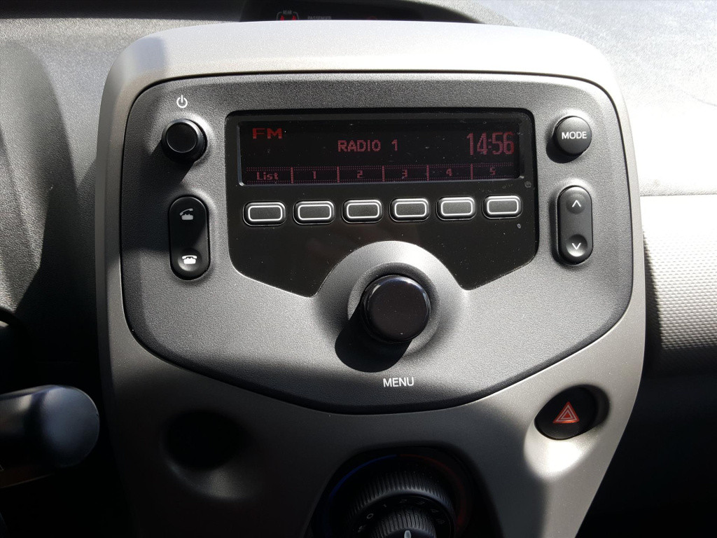 Peugeot 108 1.0 e-vti 72pk 5d active airco | bt bellen & muziek streaming |