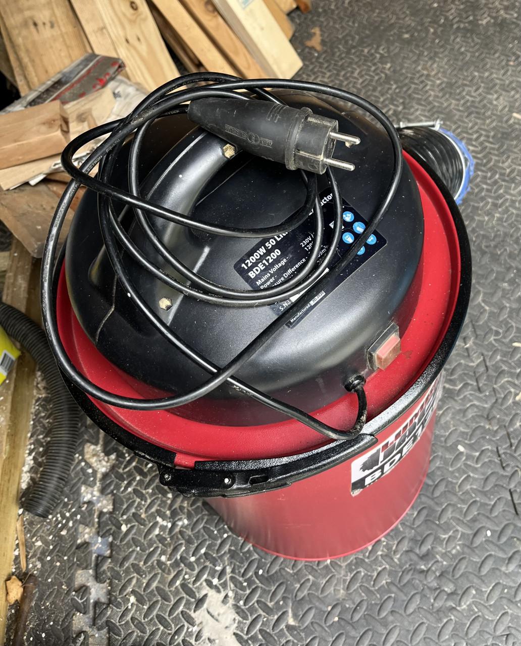 Garage stofzuiger lumberjack  BDE 1200