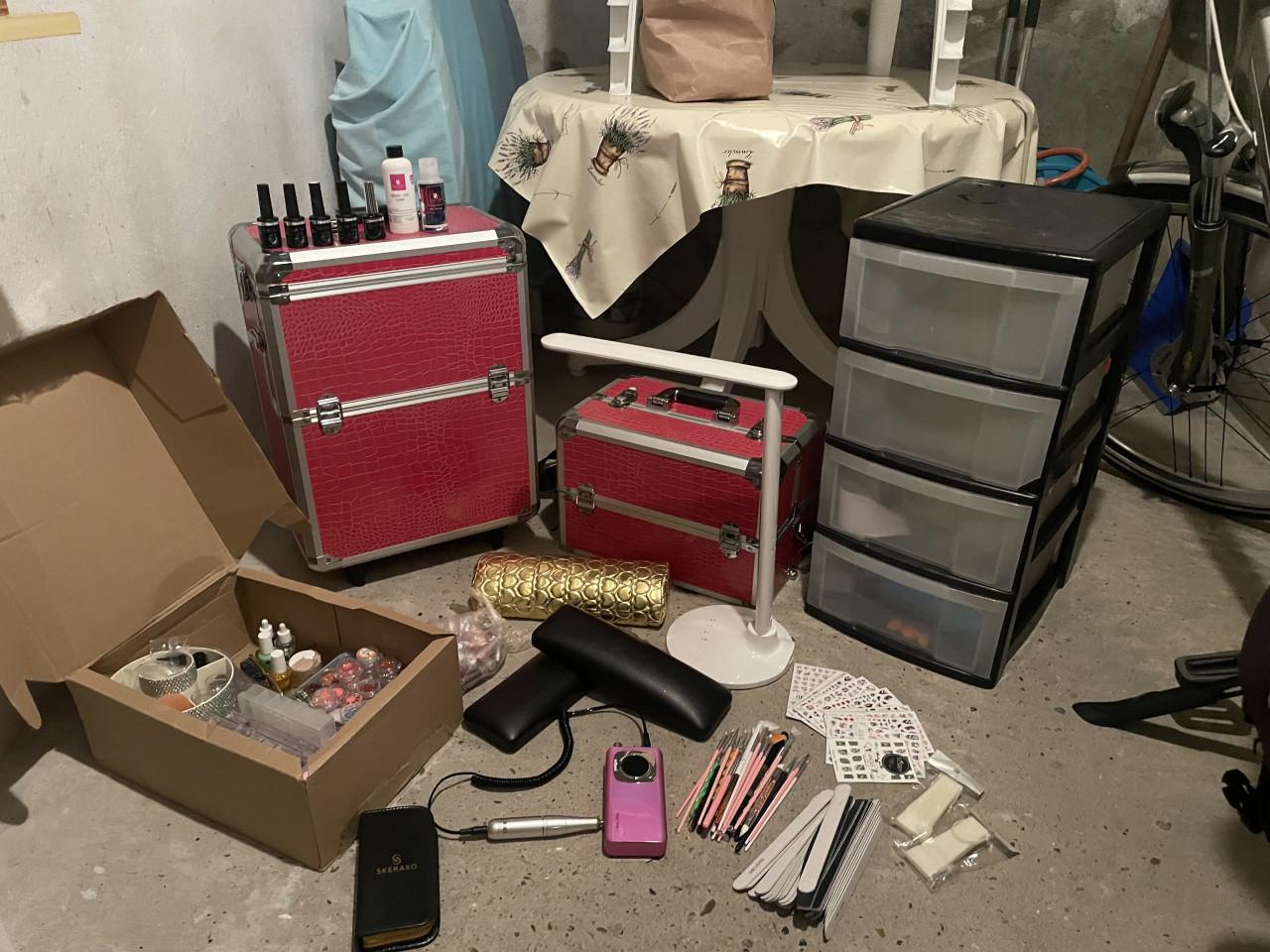 Nagelkoffer + inhoud