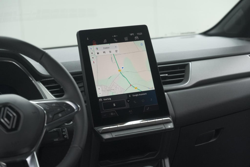 Renault Captur mild hybrid 160 edc techno | camera | navigatie | apple carp