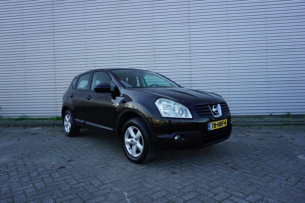 Nissan Qashqai 1.6 visia airco / cruise / elektr. ramen / trekhaak / lm vel