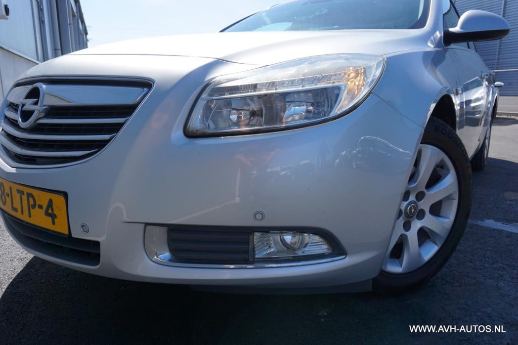 Opel Insignia sports tourer 1.6 t edition