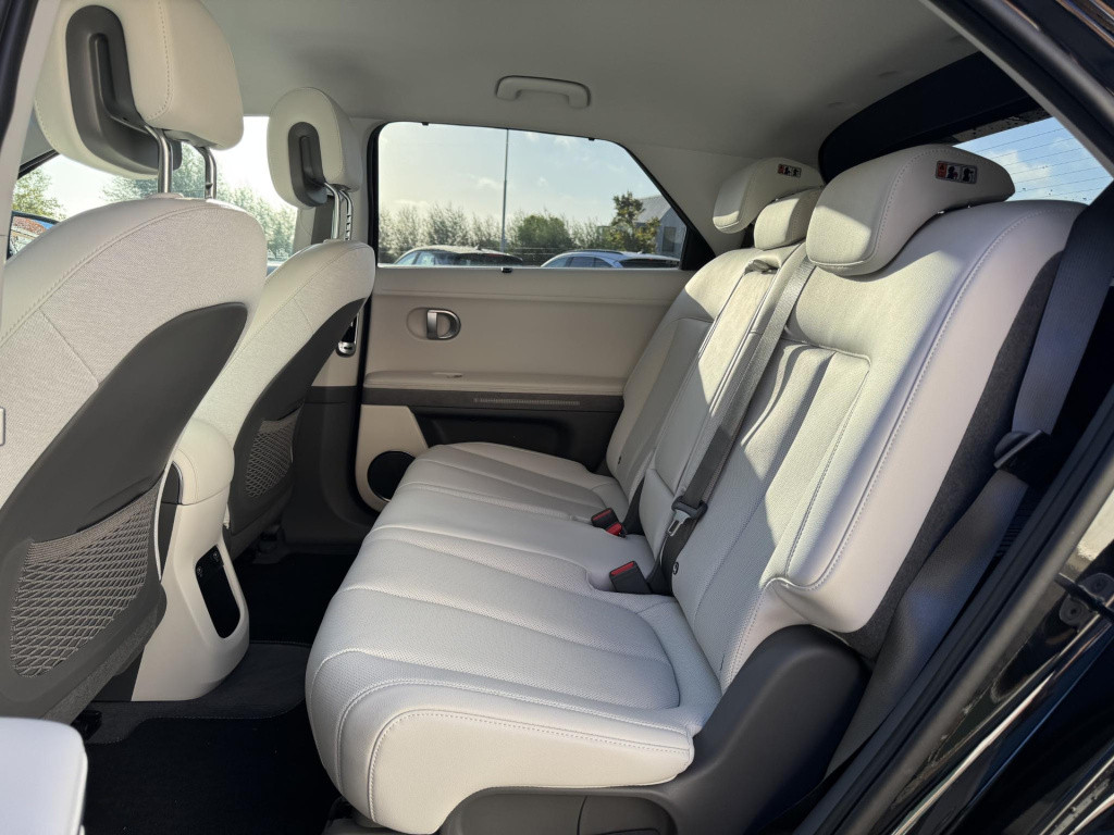 Hyundai Ioniq 5 connect+ 77.4 kwh + trekhaak!