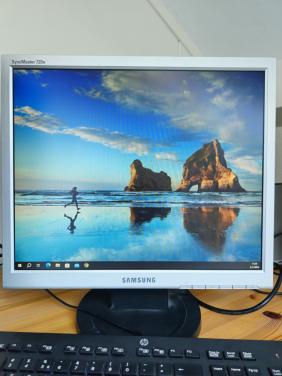 Samsung SyncMaster 720N-Black 17" LCD-monitor