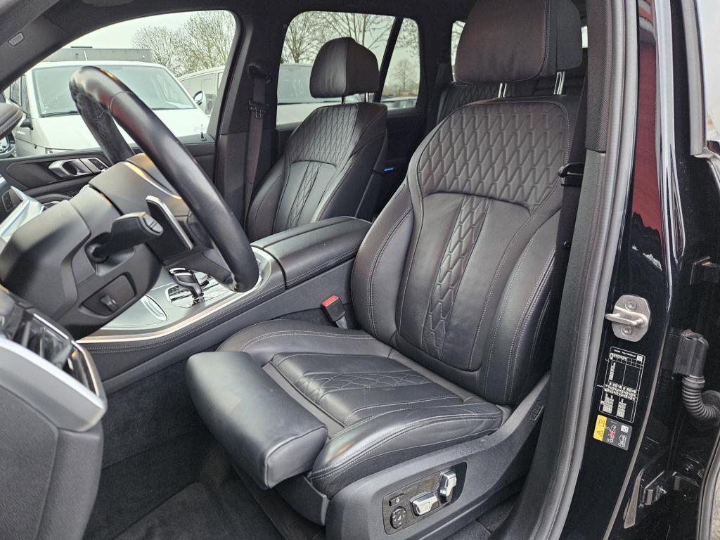 BMW X5 xdrive45e m-sport | achterasbesturing | trekhaak | luchtvering