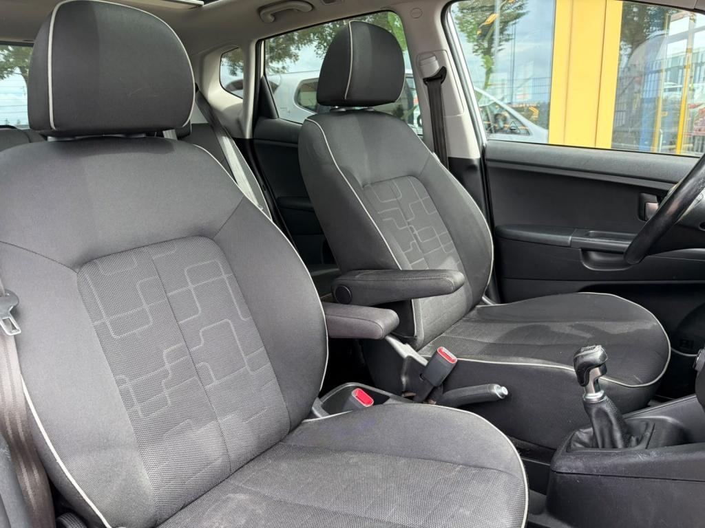 Kia Venga 1.6 cvvt executivel.