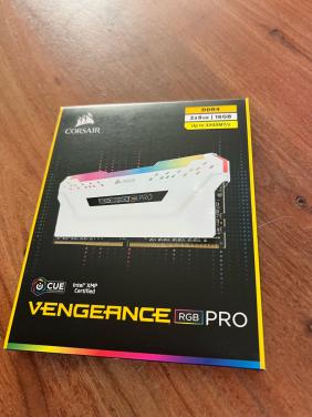 Corsair Vengeance Pro RGB 16gb 2x8gb RAM wit