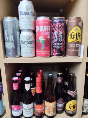 Diverse (speciaal)bieren. €1 per stuk