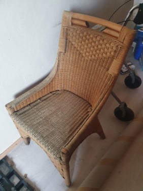 6 rieten stoelen