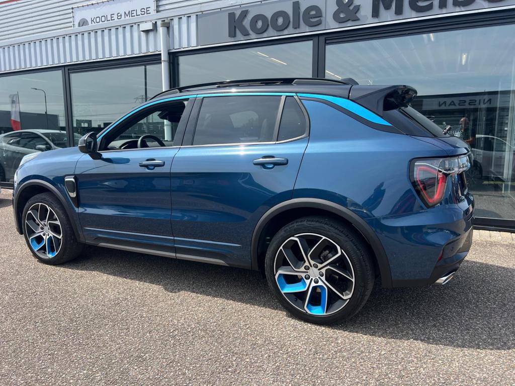 Lynk & Co 01 1.5 261pk panodak , adaptive cc , carplay , 360gr camera