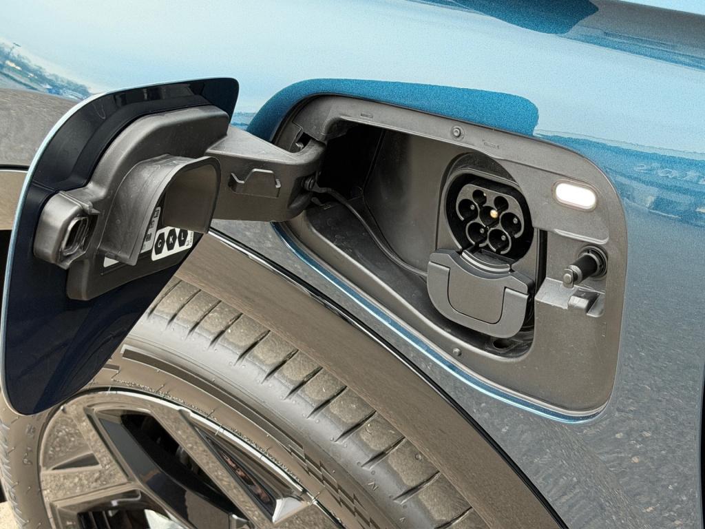 Volkswagen Tiguan 1.5 ehybrid r-line | black line | 360 camera | trekhaak |