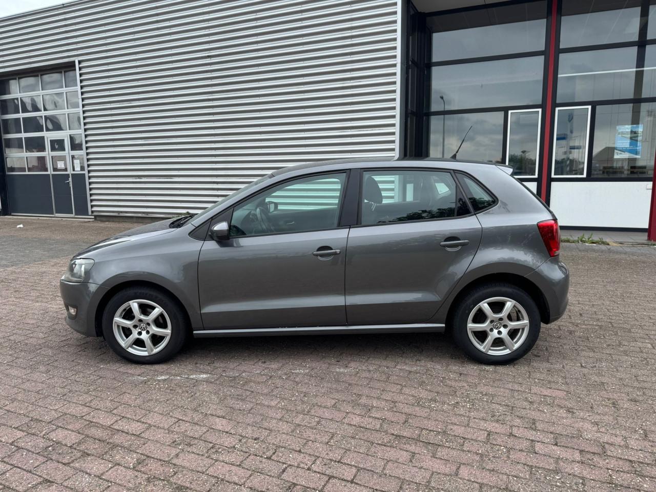 Vw polo bj 2011  3250 euro