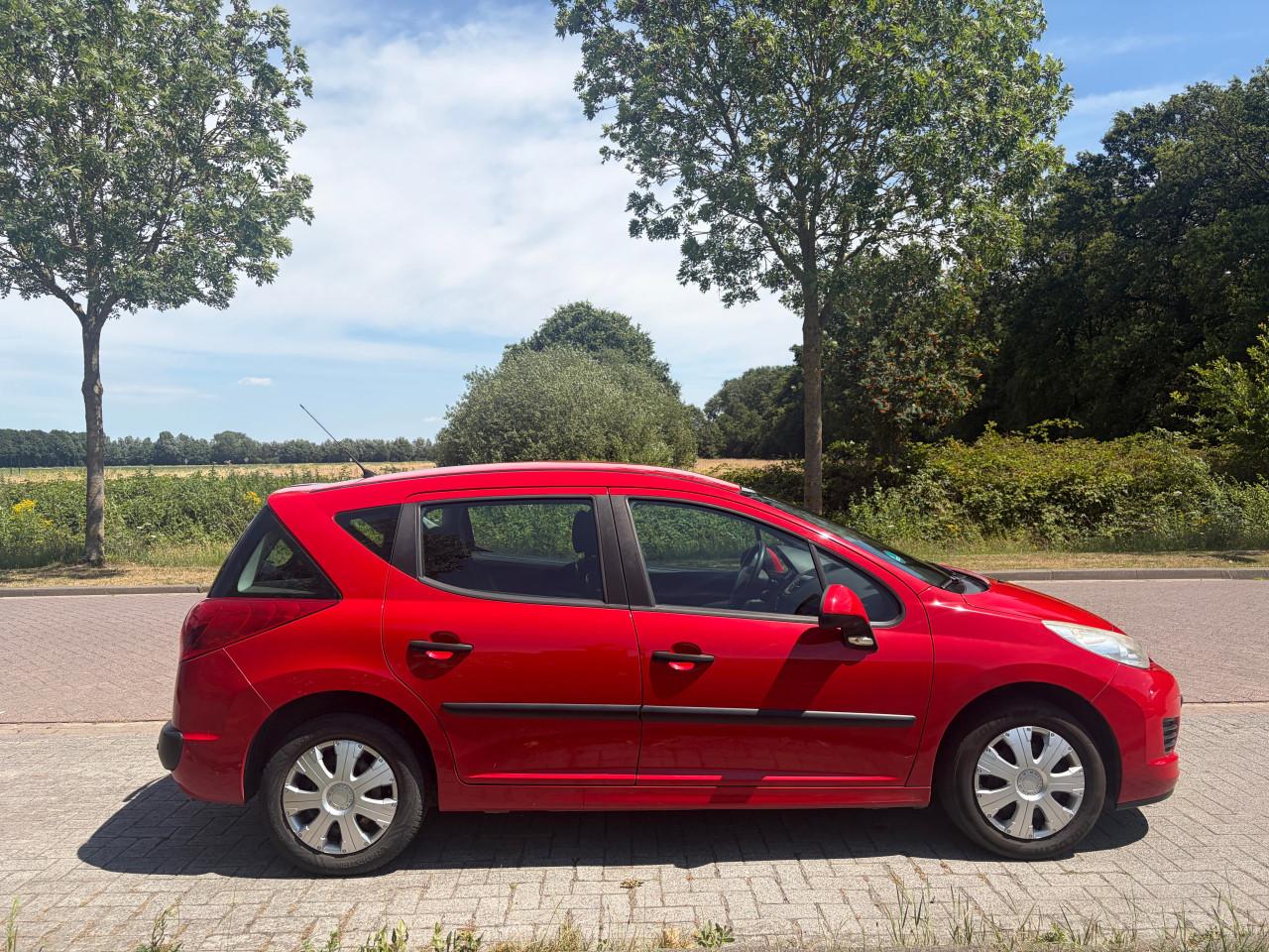 Peugeot 207 Sw 1.4i Airco 2011 jaar apk