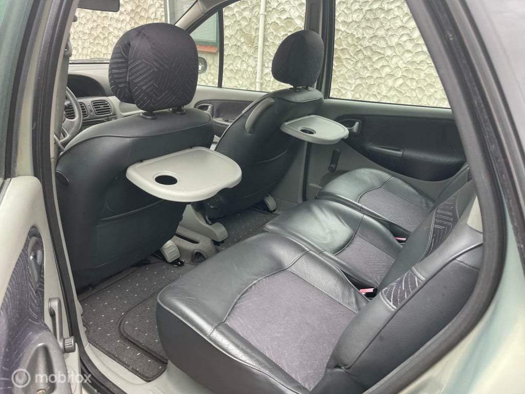 Renault Scenic 1.6-16v expression