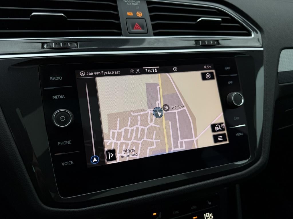 Volkswagen Tiguan 1.5 tsi life - zeer goed uitgerust - dealeronderhouden -