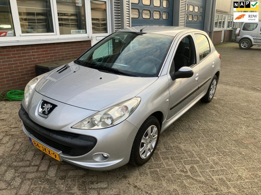 Peugeot 206 + 1.4 xs