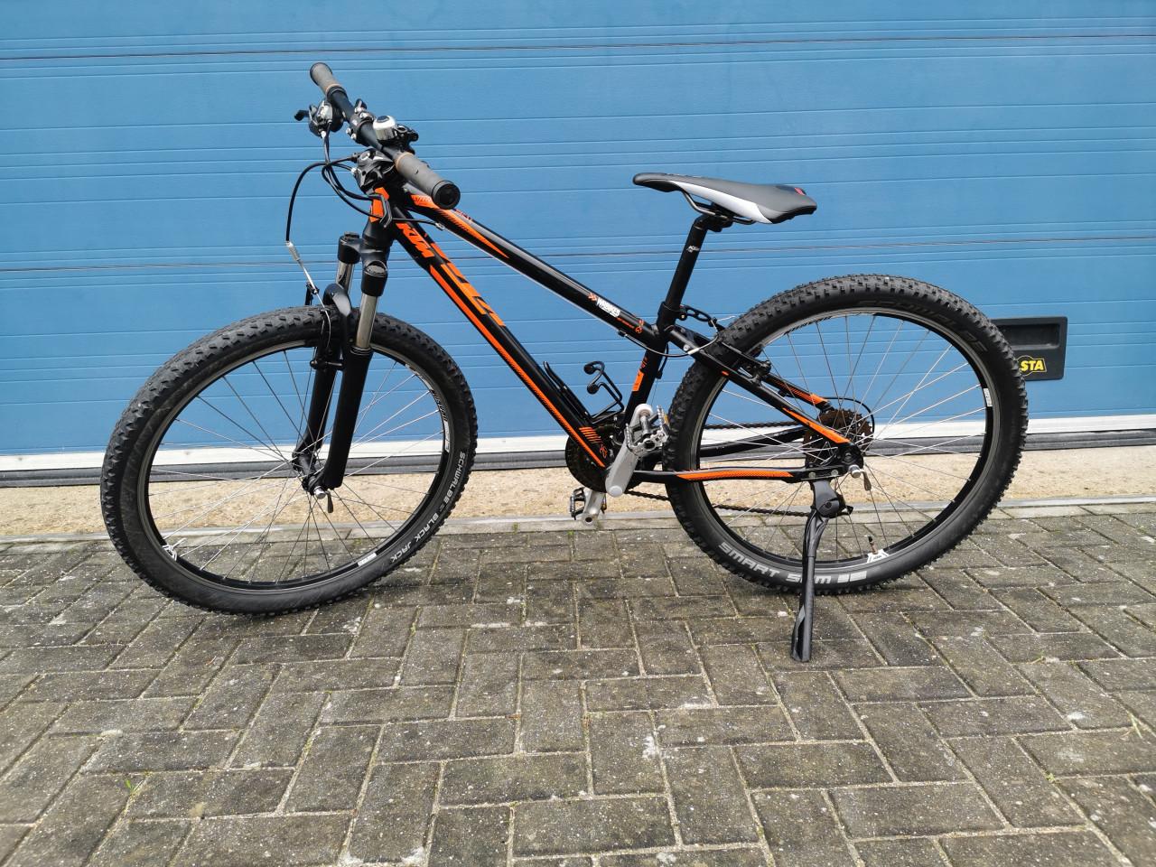 STOERE KTM MOUNTAINBIKE