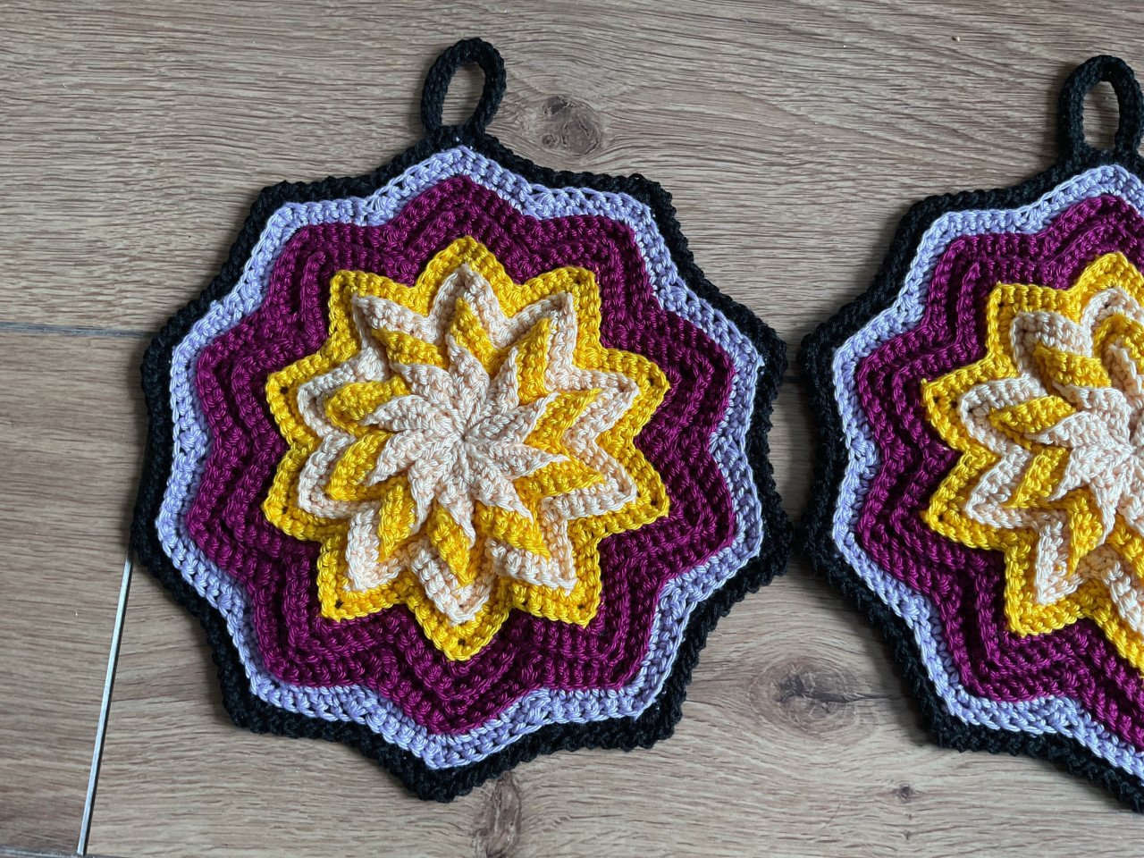 Set pannenlappen met onderzetter samen €5,-