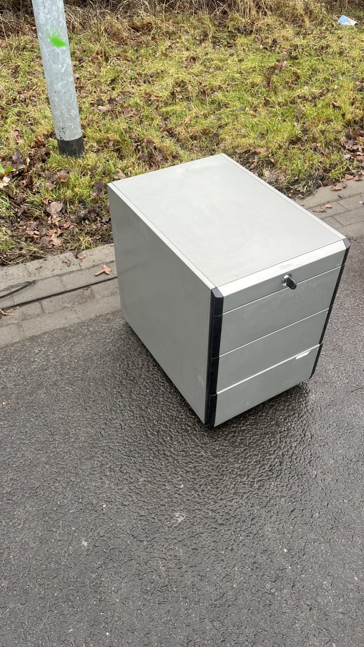 Gispen Ladeblok
