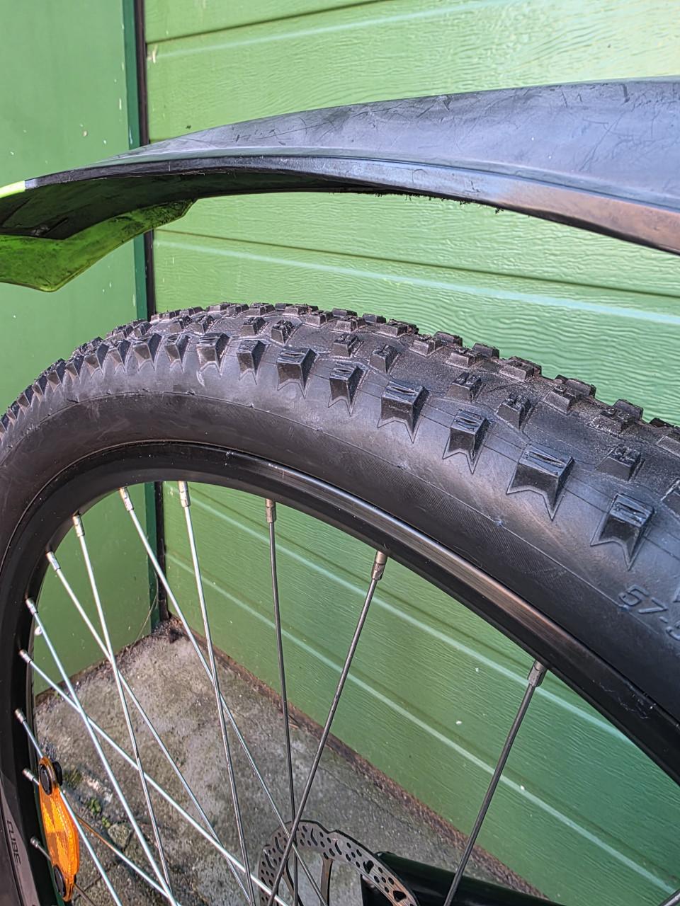 CUBE | AIM PRO | 27.5 INCH | FRAME 36 CM | NETTE STAAT!