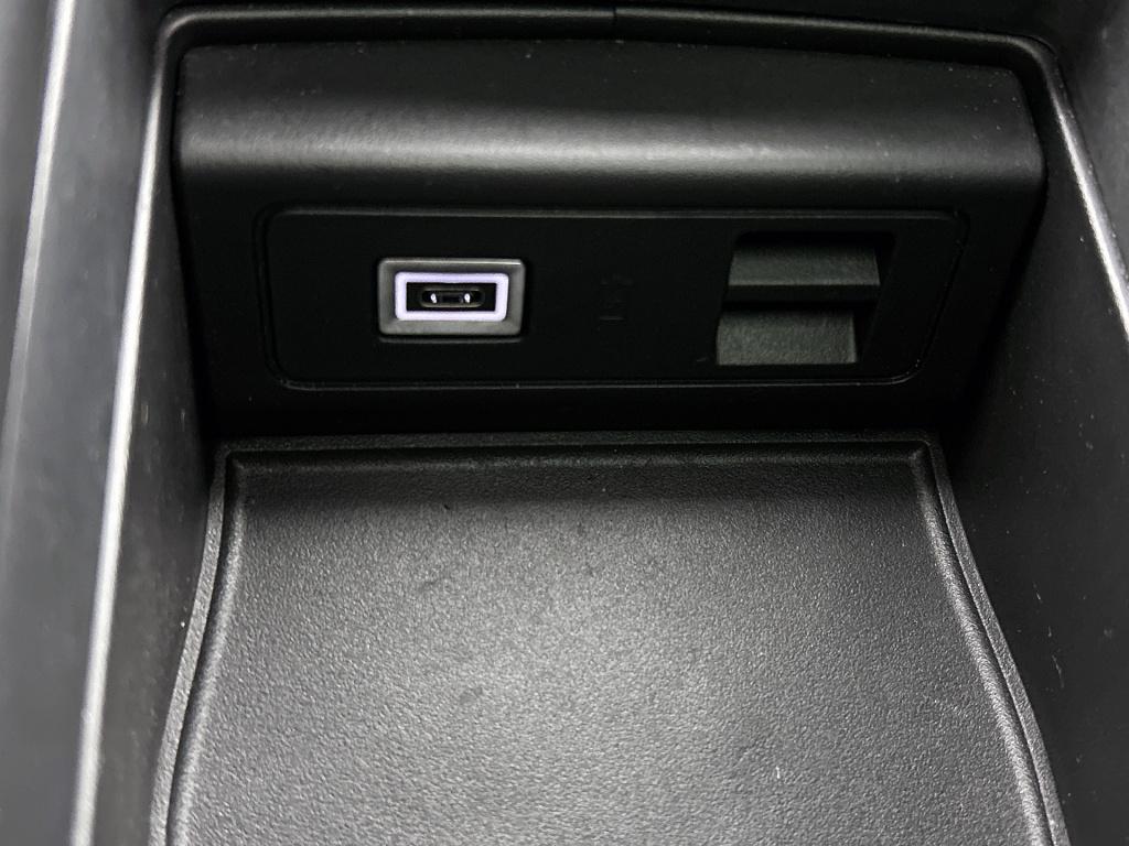 Ds Ds 4 e-tense 225pk automaat rivoli cross | rijklaar | schuifdak | adapti