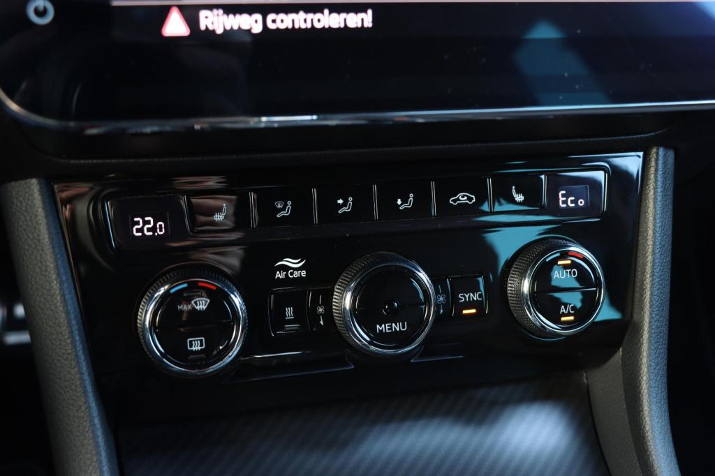 Skoda Superb combi 1.4 tsi iv sportline 218pk dsg6 soh 92,2 %