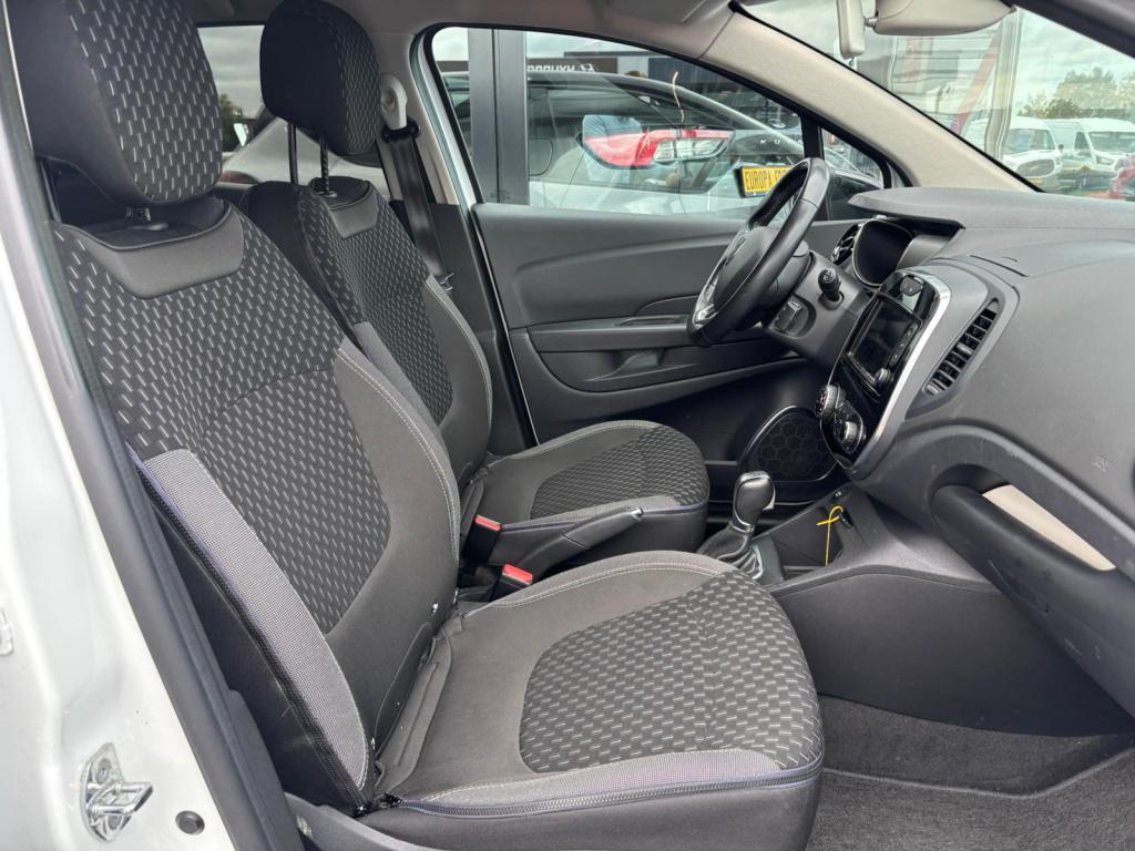 Renault Captur tce 150pk intens, automaat