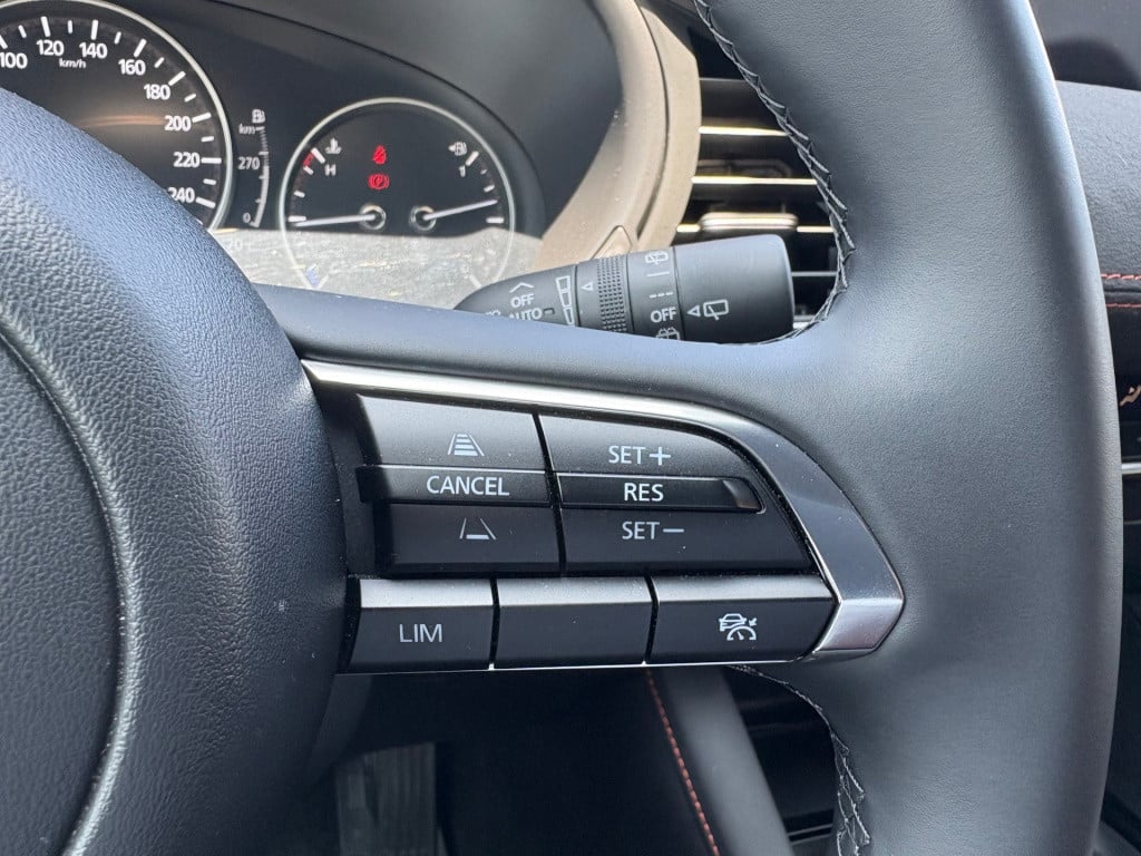 Mazda 3 2.0 e-skyactiv-g m hybrid 122 homura