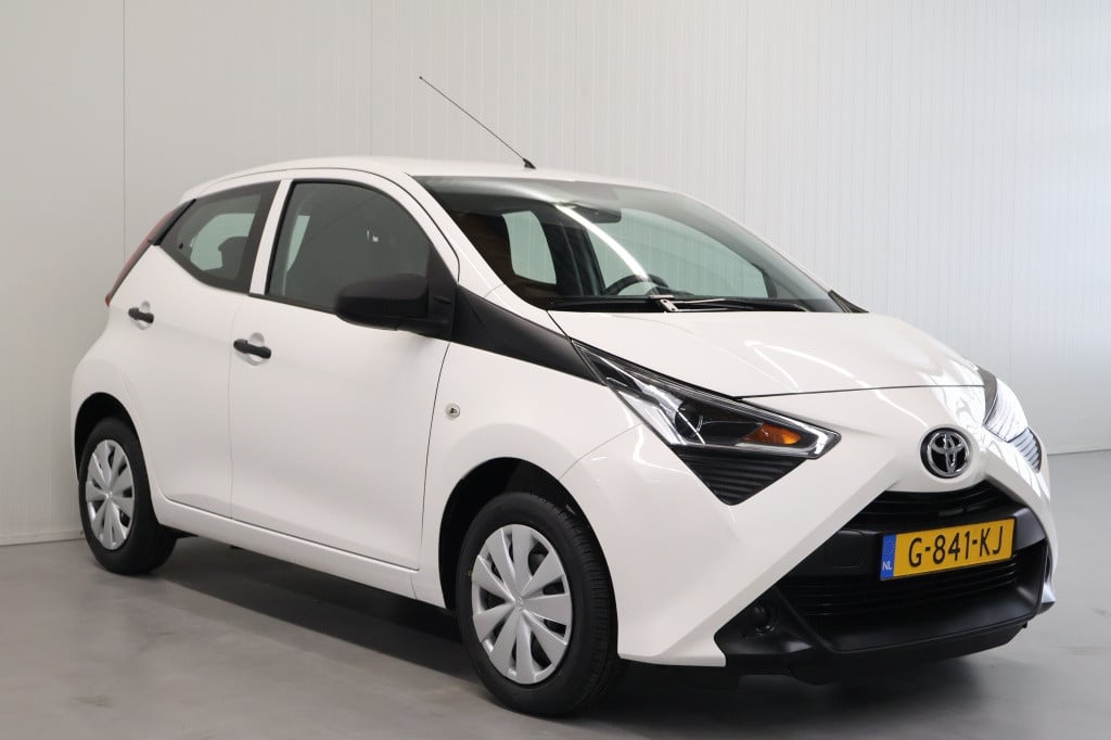 Toyota Aygo 1.0 vvt-i x
