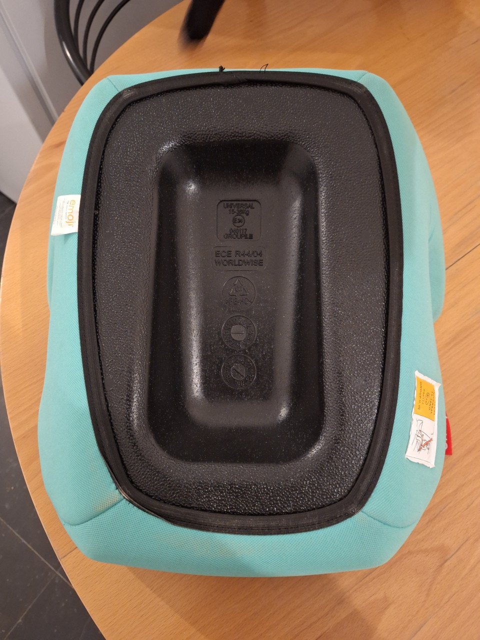 Verhoogd kinderzitje voor in de auto