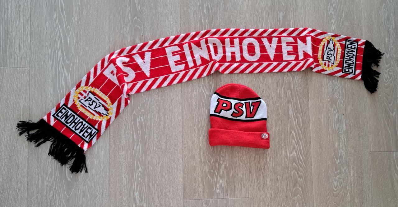 PSV muts en sjaal