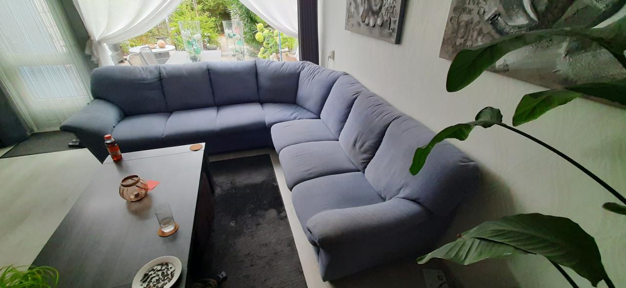 Hoekbank 3 hoek 3 stoffen bekleding 4a5 jaar oud nwpr € 2899,- vrpr € 389,-